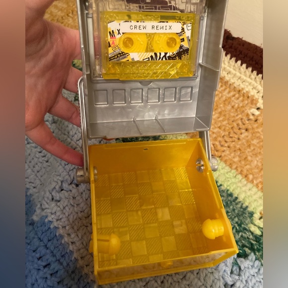 B1G2 - LOL Surprise Remix Roadie Display Box - Untested - Buy 1, Get 2 FREE - Picture 6 of 14